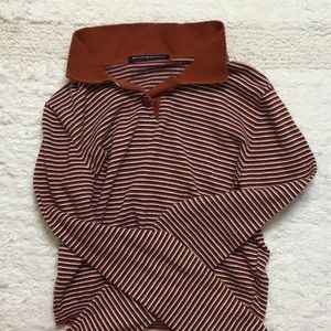 Collared Sleeved Top - Brandy Melville